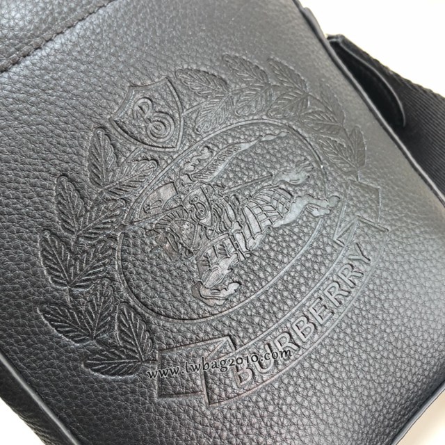 Burberry專門店新款柔軟牛皮斜背包 巴寶莉黑色皮革單肩斜挎男包 yxb1273